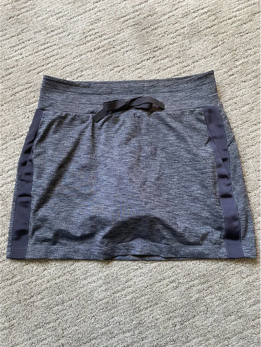 Athleta Dark Heather Charcoal Gray Small Skirt Skort With Pockets 18”